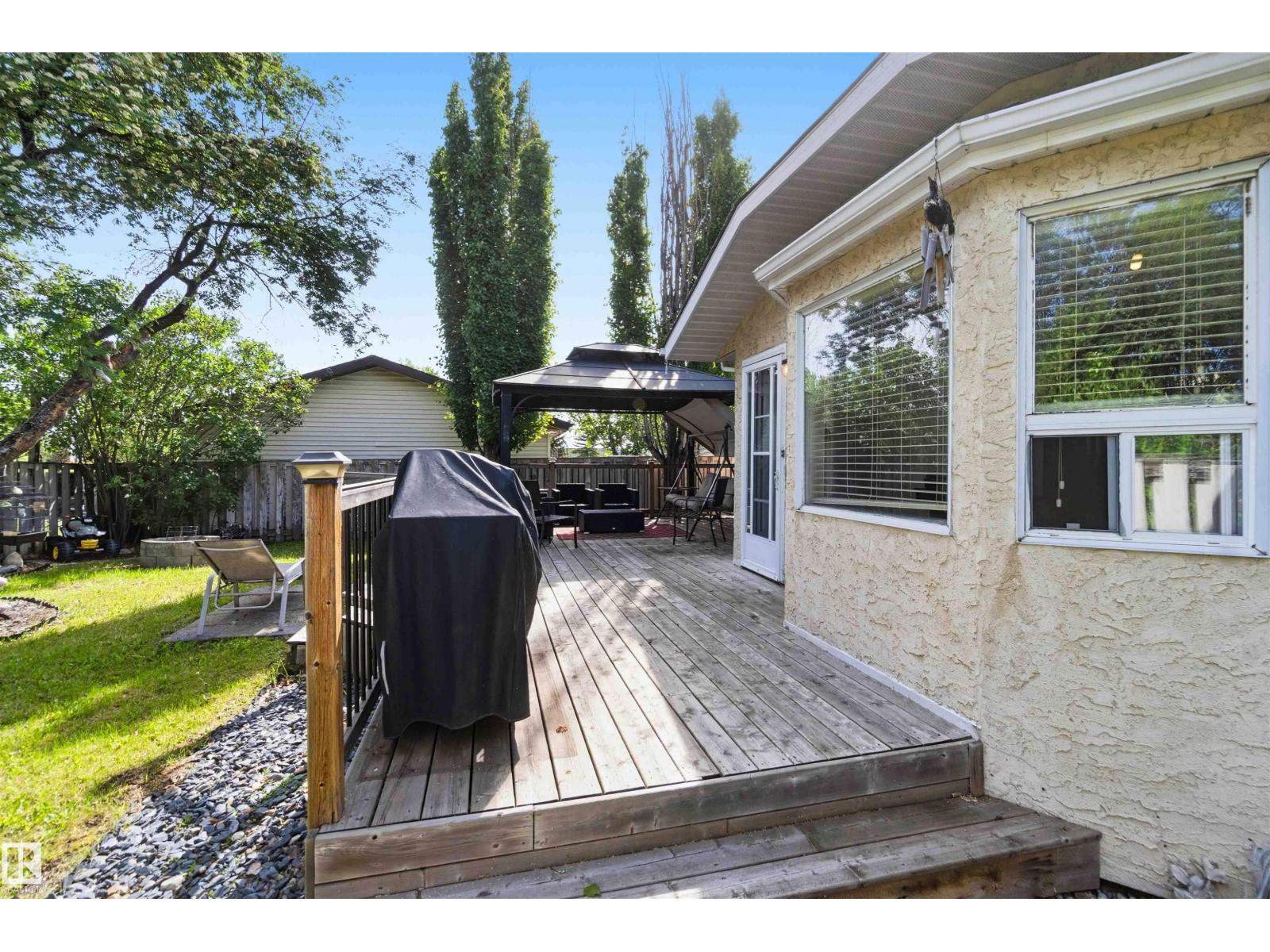 18808 72A AV NW - 58