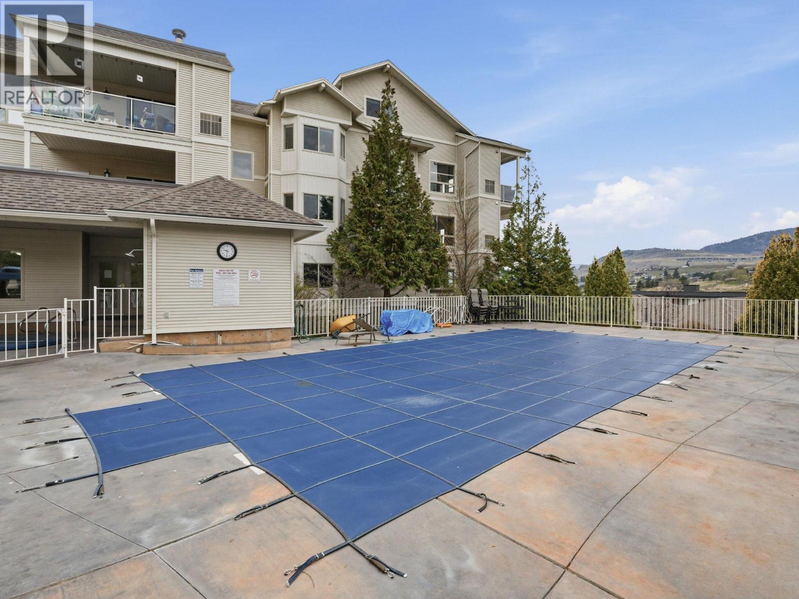 8 2100 Boucherie Road, West Kelowna