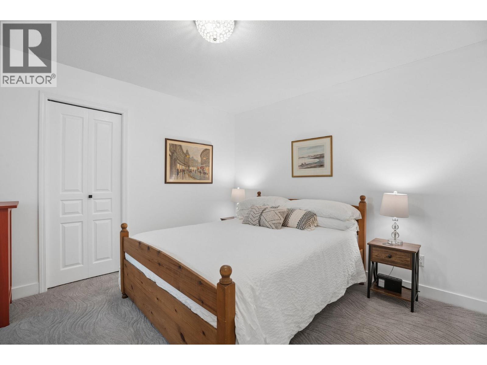 4S 1100 56 STREET, Delta
