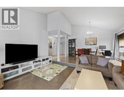 304 720 Eighth Avenue, New Westminster, BC V3M2R3 Photo 7
