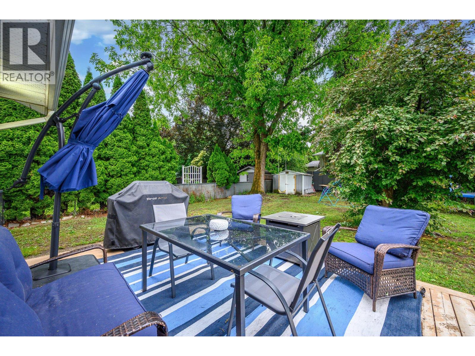 6596 Lavington Way - 32