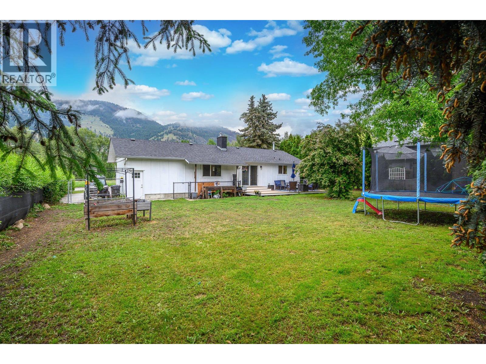 6596 Lavington Way - 35