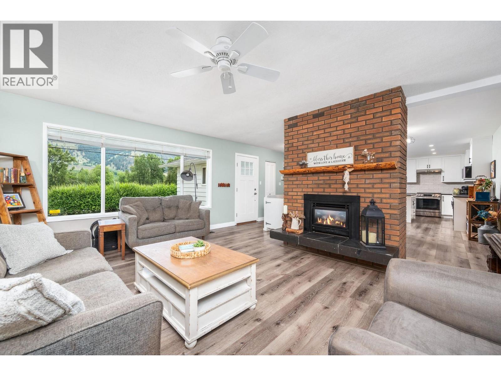 6596 Lavington Way - 6