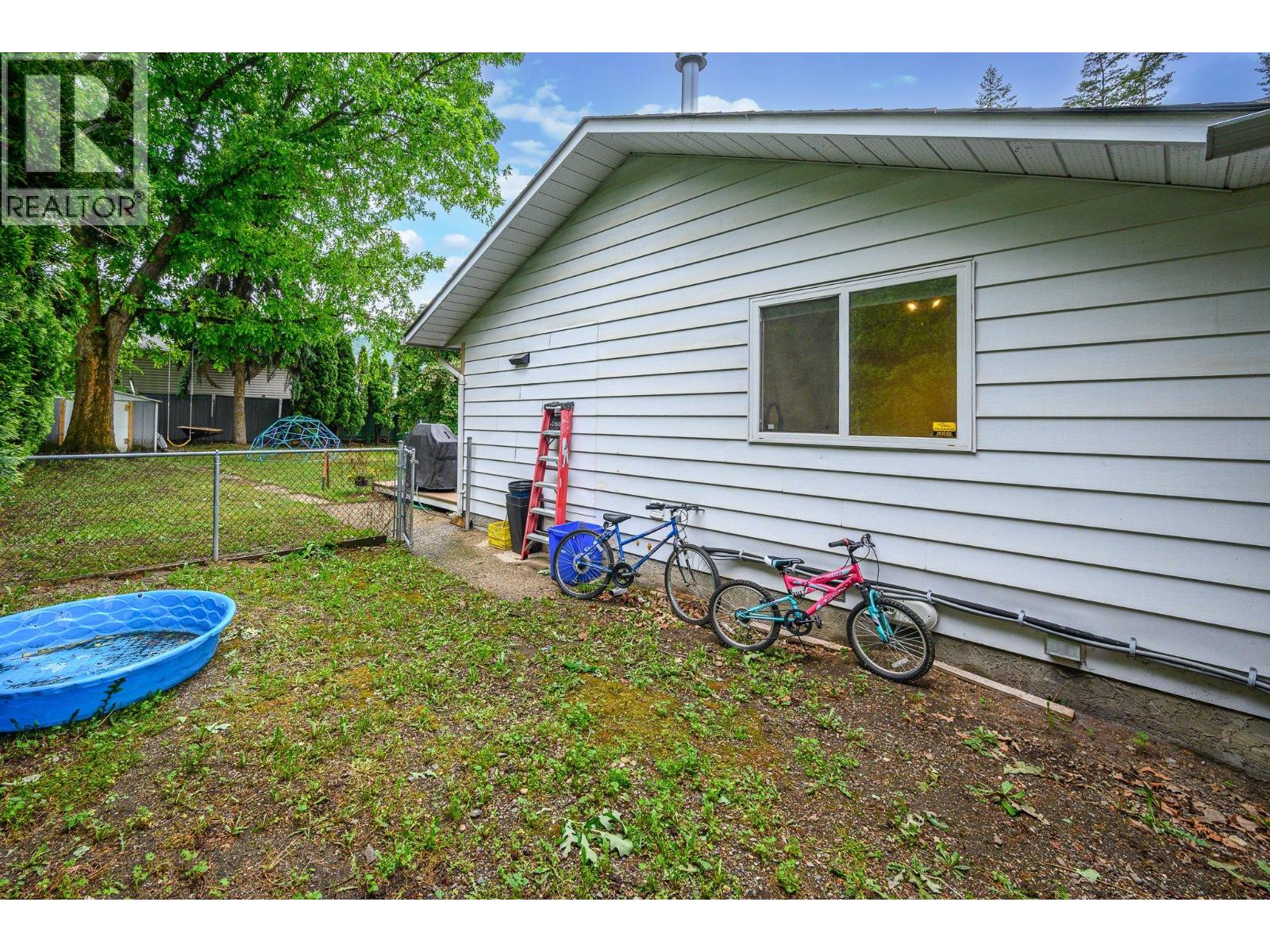 6596 Lavington Way - 30