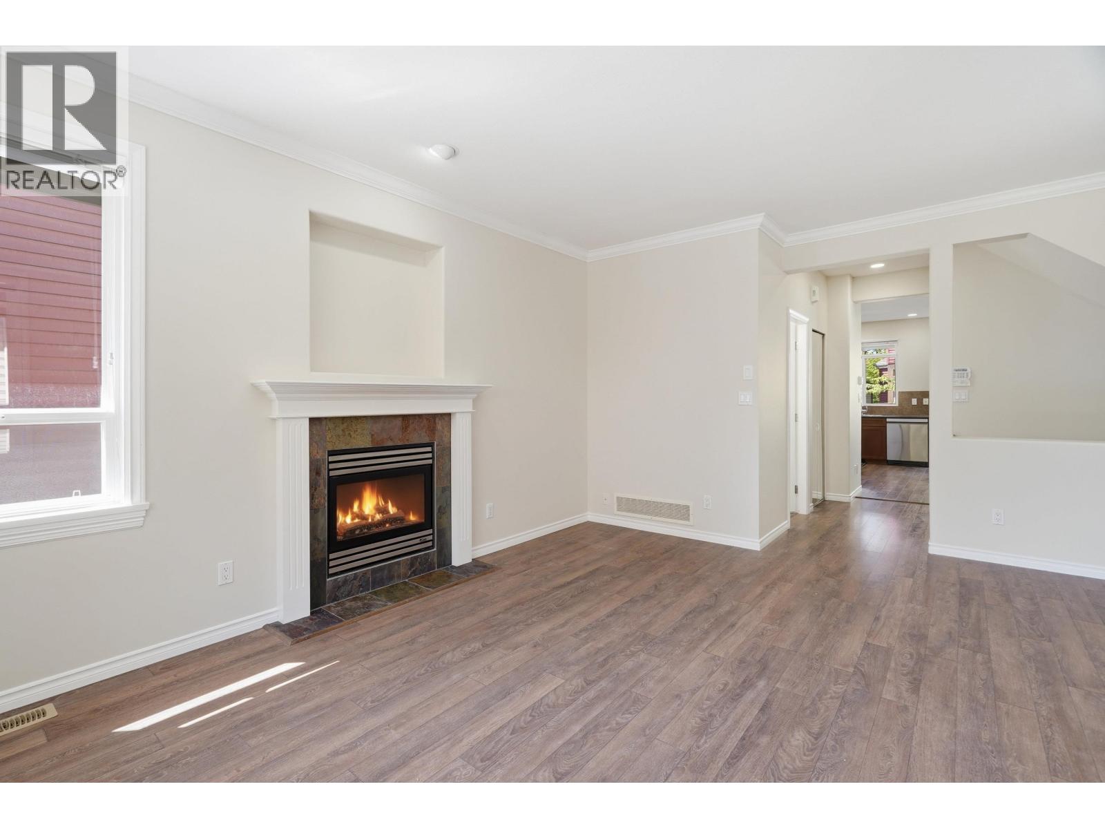 8 2281 ARGUE STREET, Port Coquitlam