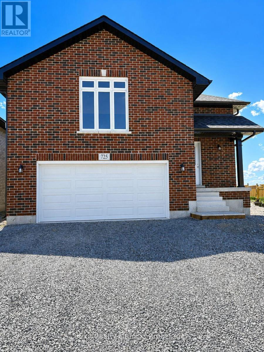725 LATIMER WAY - 1