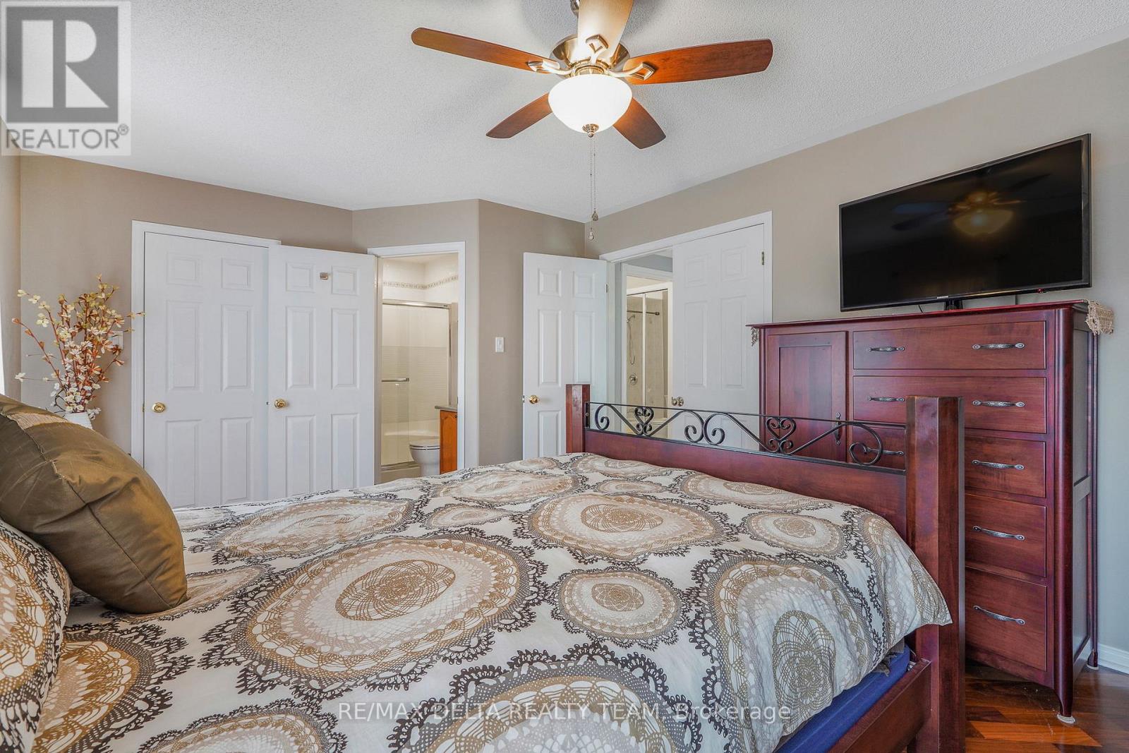 2040 SUNLAND DRIVE - 16