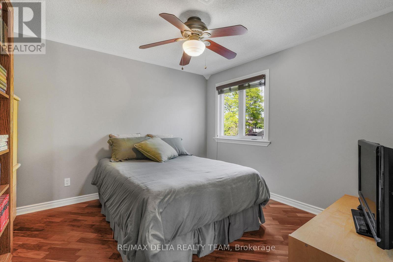 2040 SUNLAND DRIVE - 18