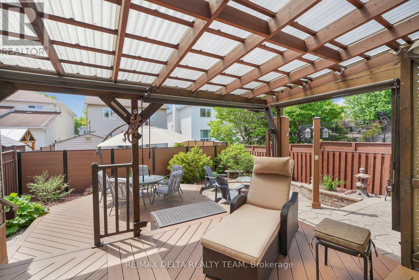 2040 SUNLAND DRIVE - 26