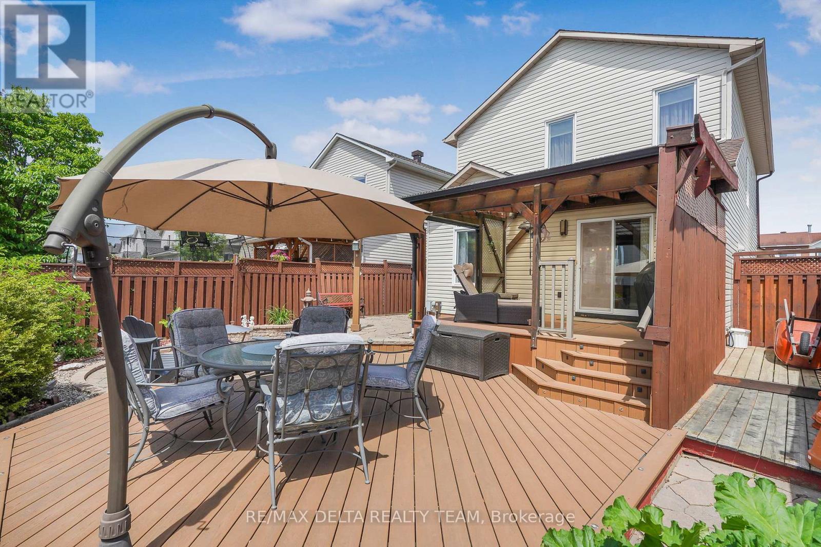 2040 SUNLAND DRIVE - 28