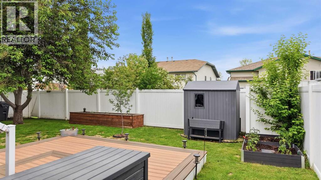 126 Logan Close — photo 35