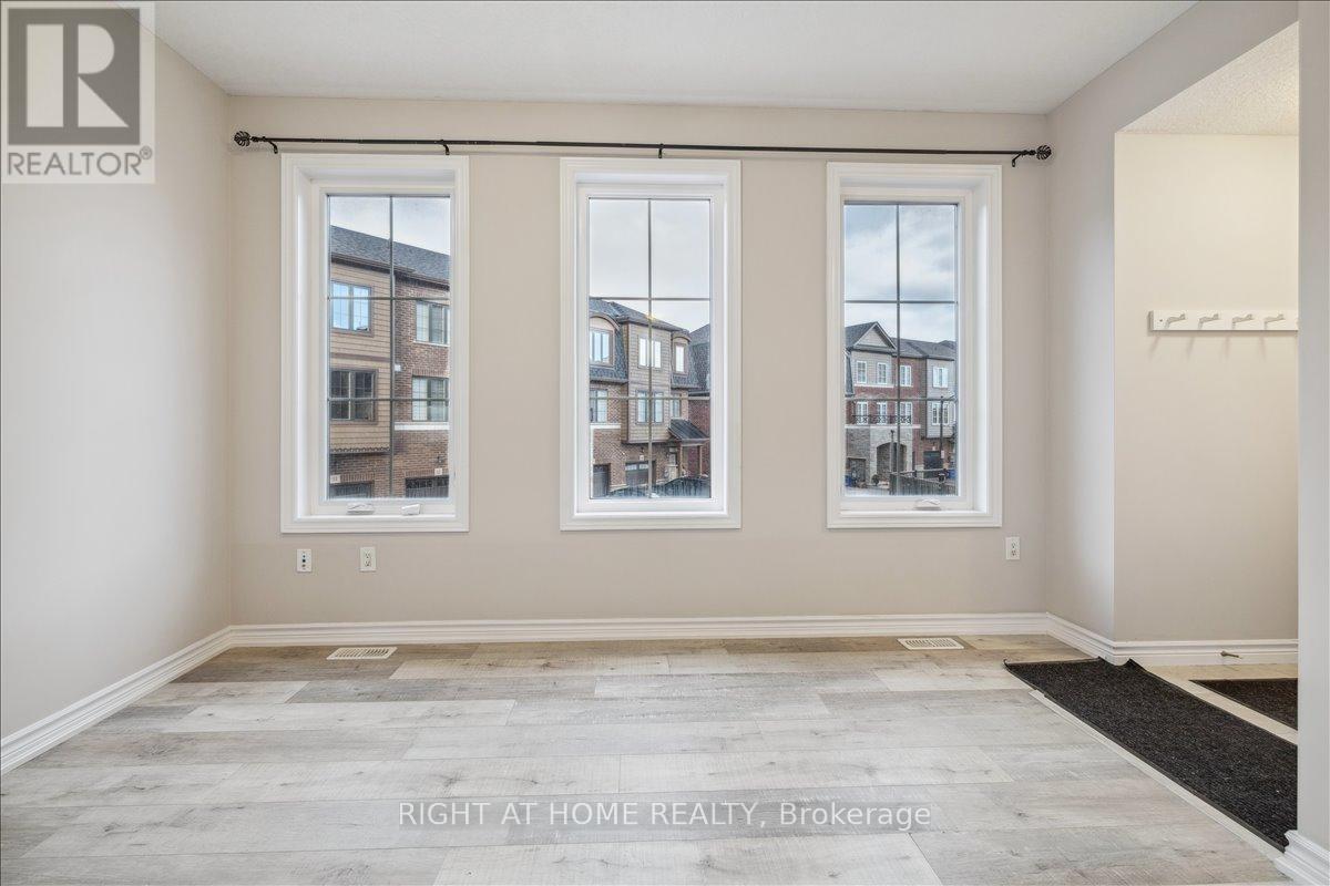 #93 445 ONTARIO STREET S - 10