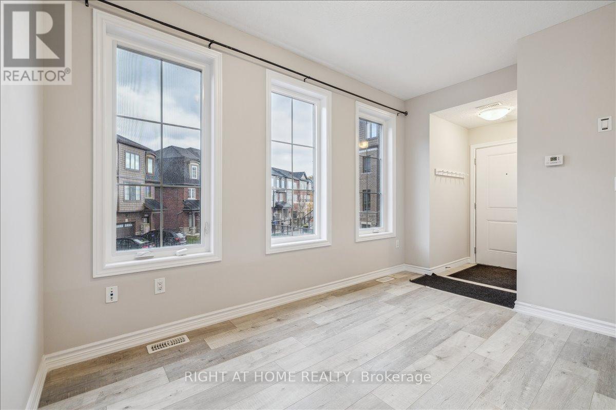 #93 445 ONTARIO STREET S - 6