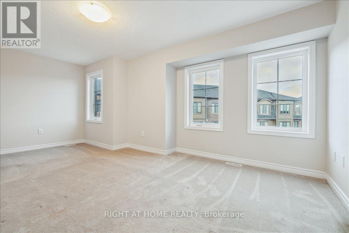 #93 445 ONTARIO STREET S - 22