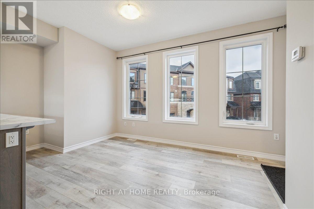 #93 445 ONTARIO STREET S - 9
