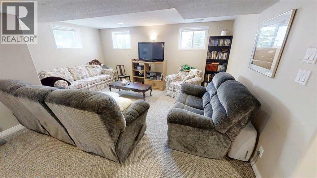 1325 13 Avenue S — photo 12