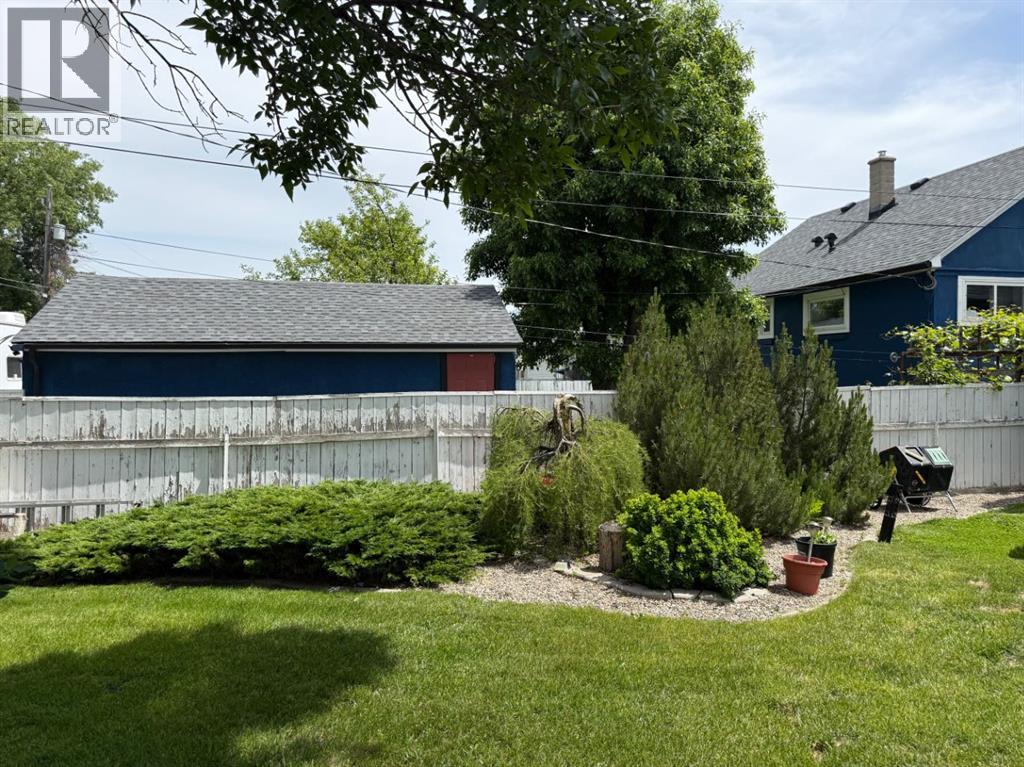1325 13 Avenue S — photo 21