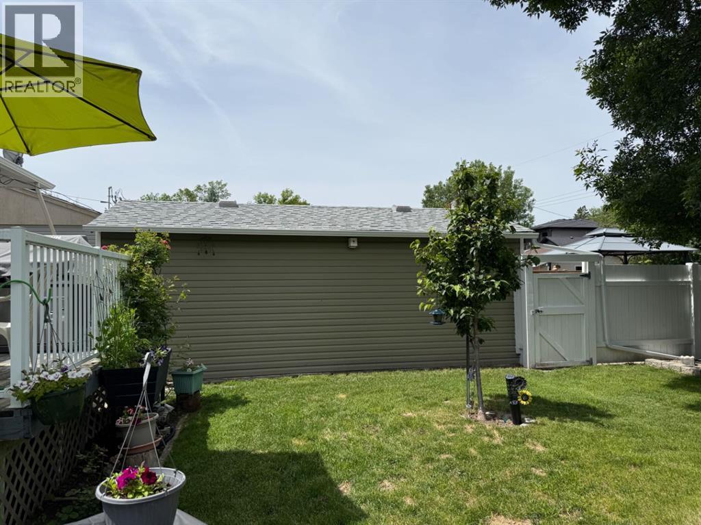 1325 13 Avenue S — photo 23