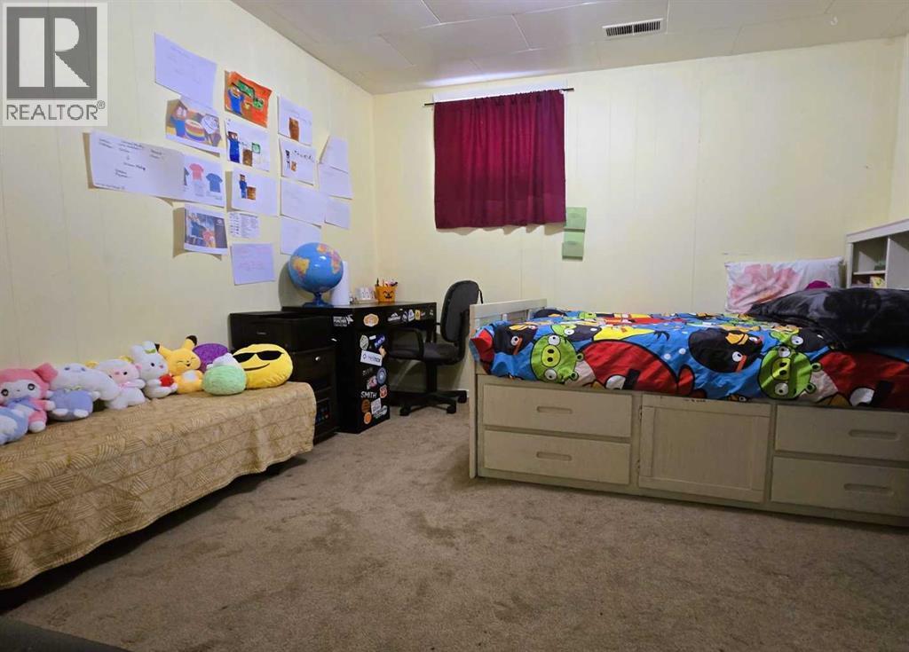 10314, 101A Avenue - 20