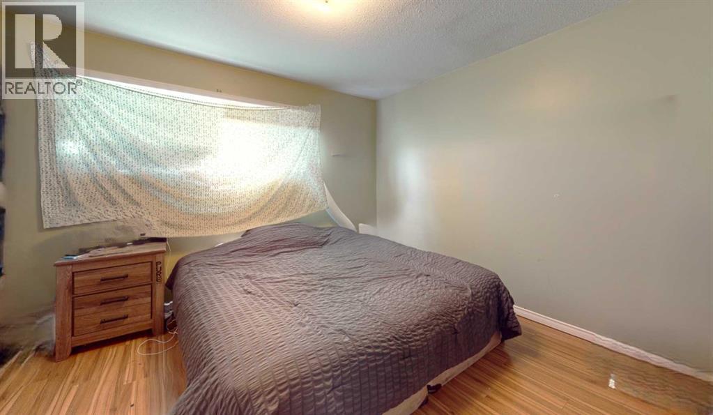 10314, 101A Avenue - 35