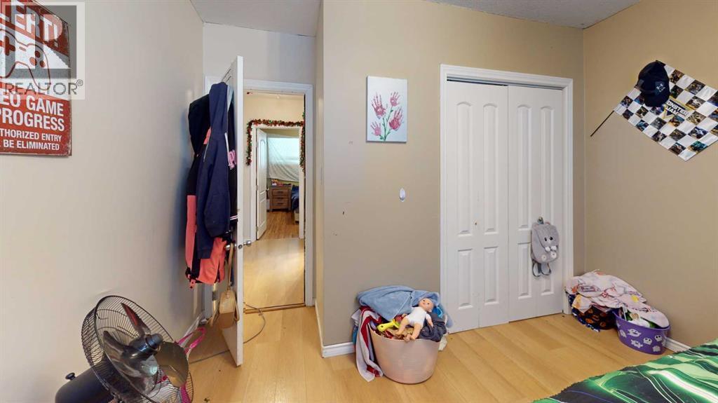 10314, 101A Avenue - 17