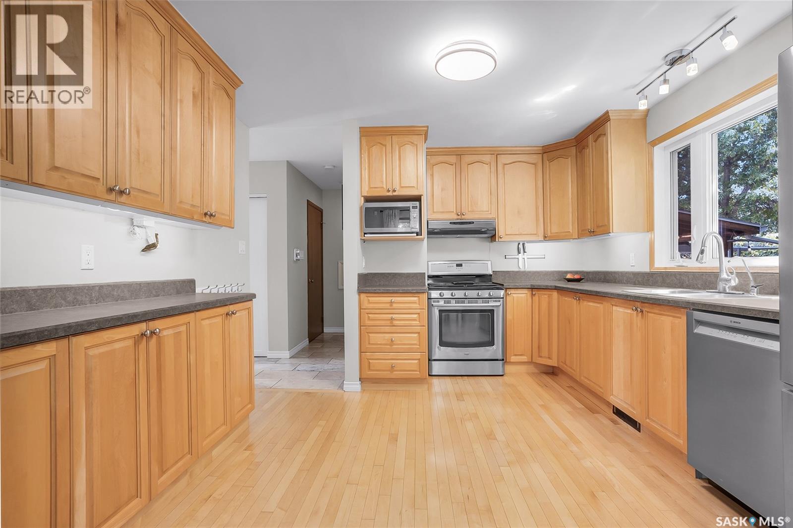 77 Potter CRESCENT — photo 12