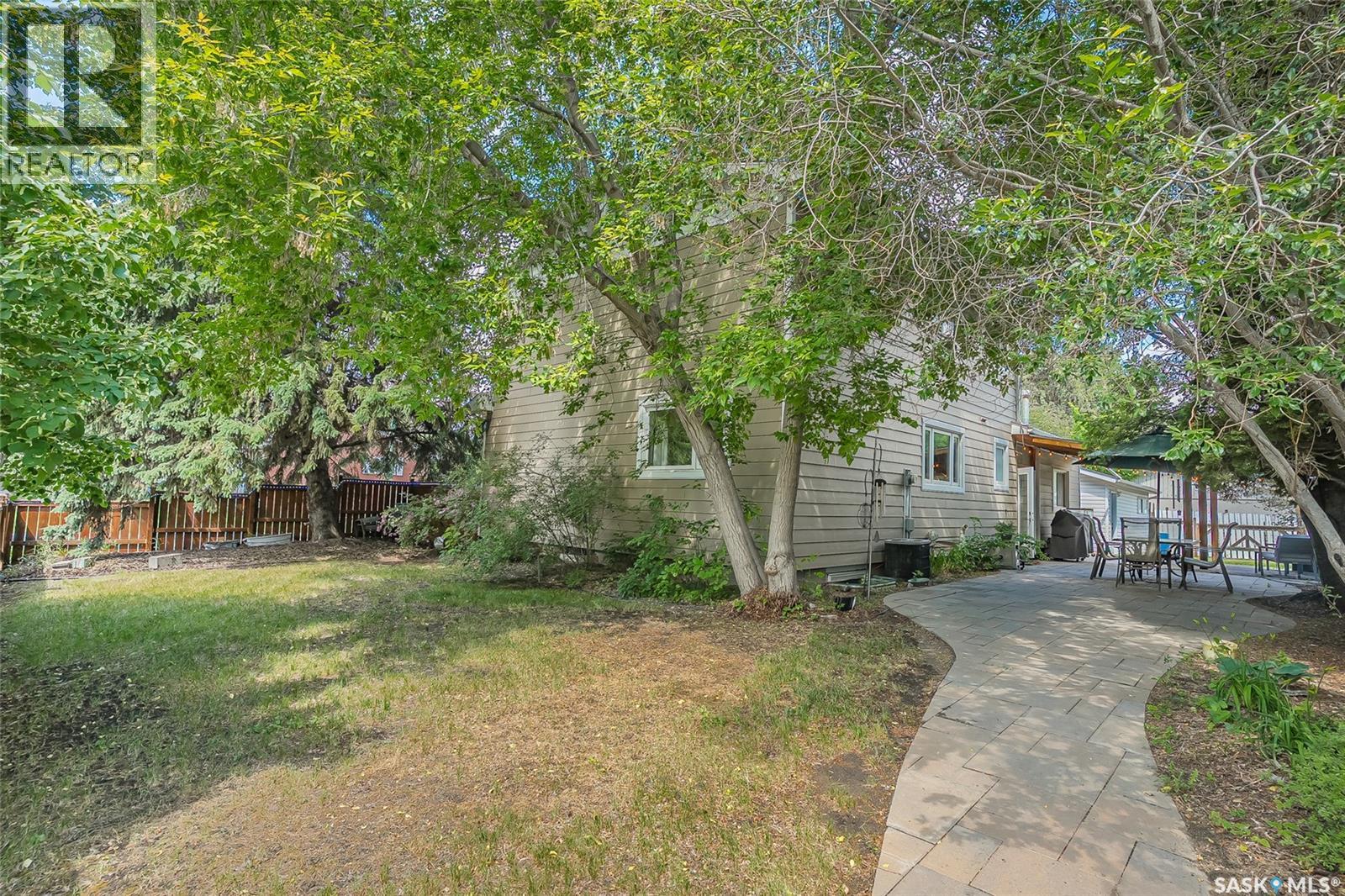 77 Potter CRESCENT — photo 47