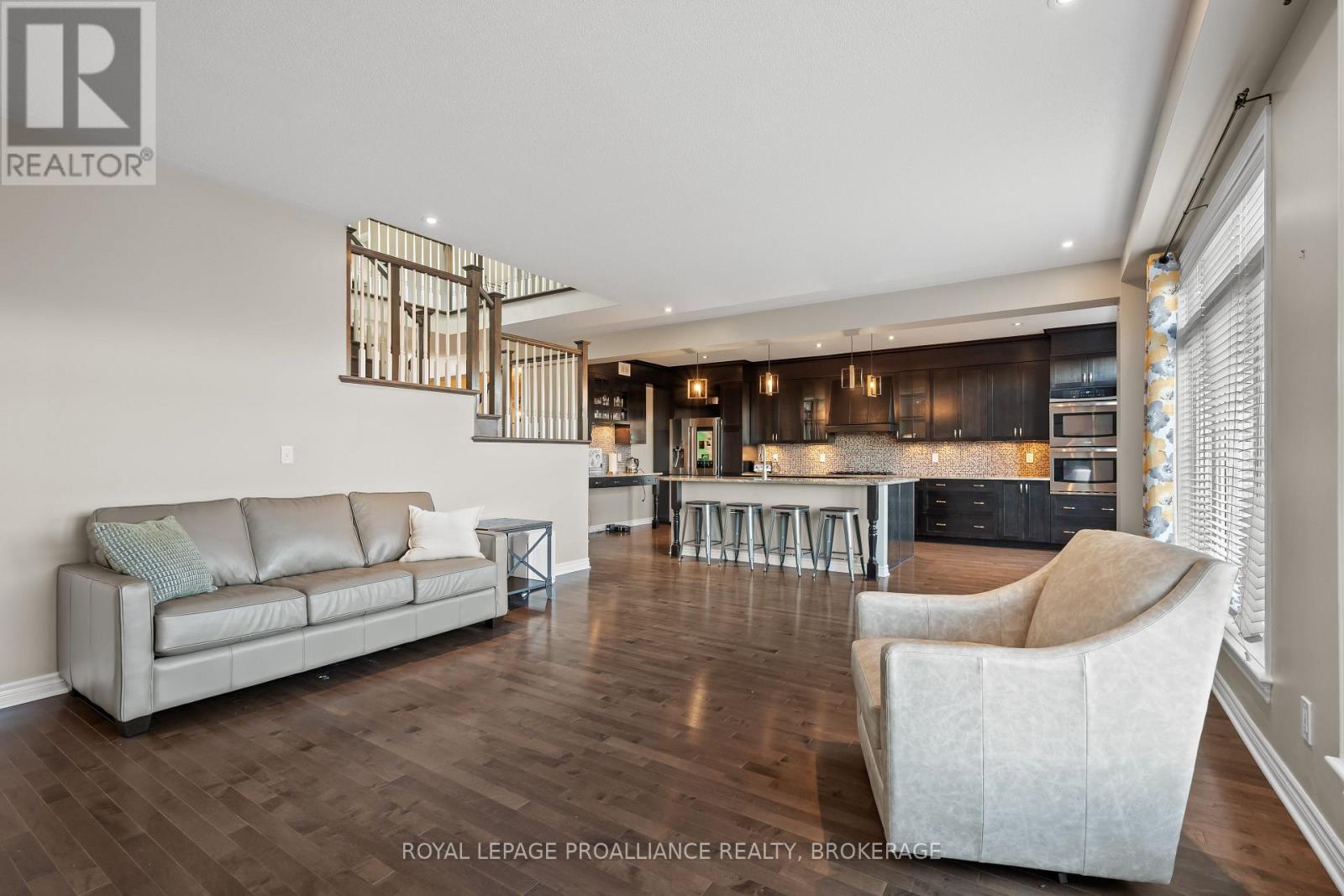 675 FIELDSTONE DRIVE - 13