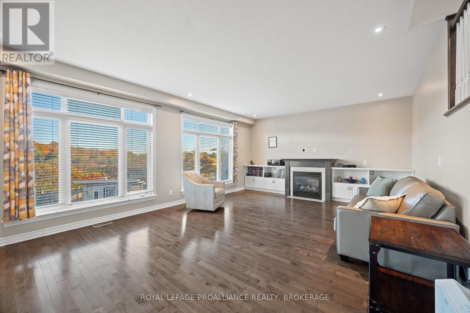675 FIELDSTONE DRIVE - 12