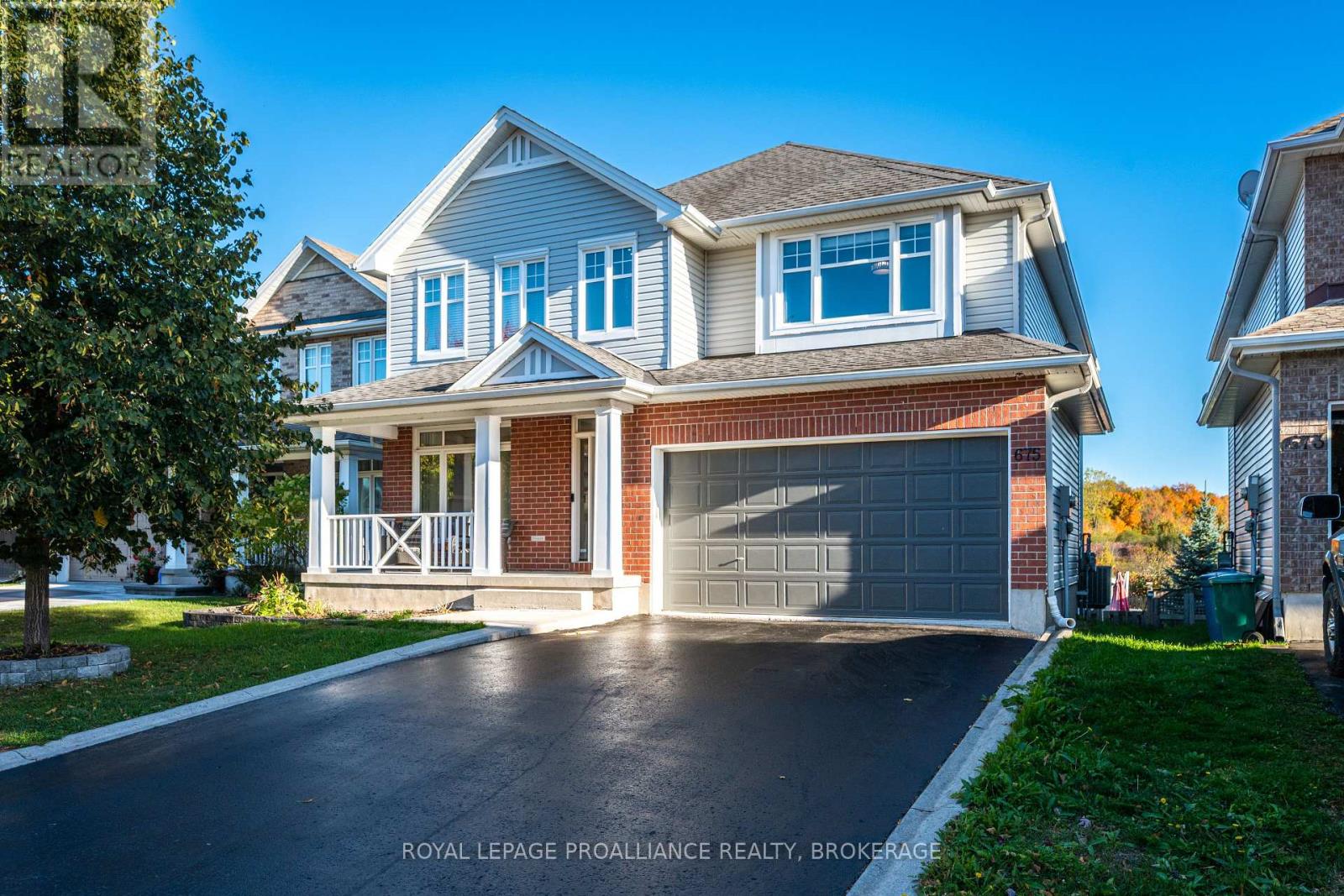 675 FIELDSTONE DRIVE - 1