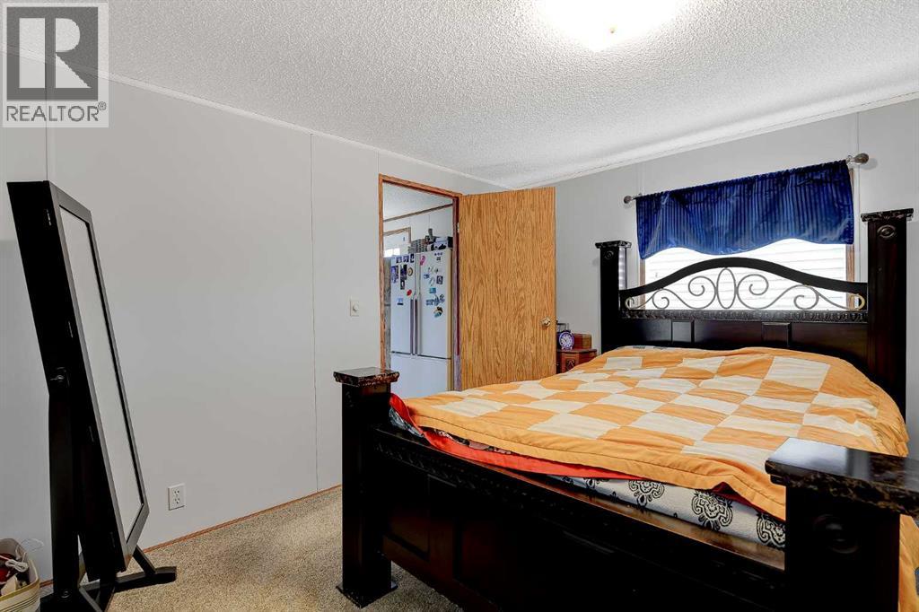 10301 99 Avenue - 8