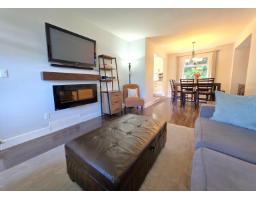 20986 93a Avenue, Langley, BC V1M1R8 Photo 14