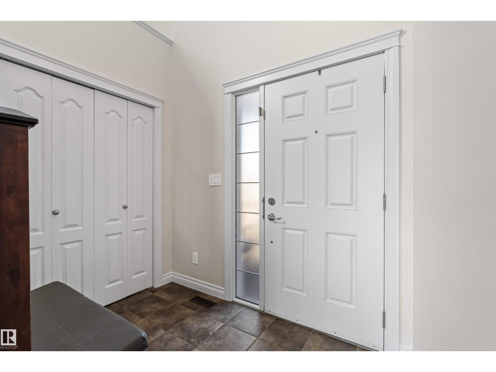 19 VICTOR CO — photo 9