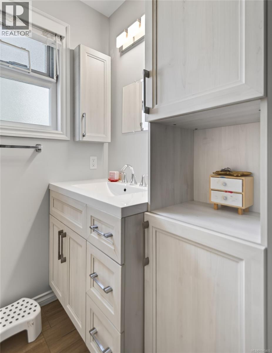 745 Evergreen Rd - 20