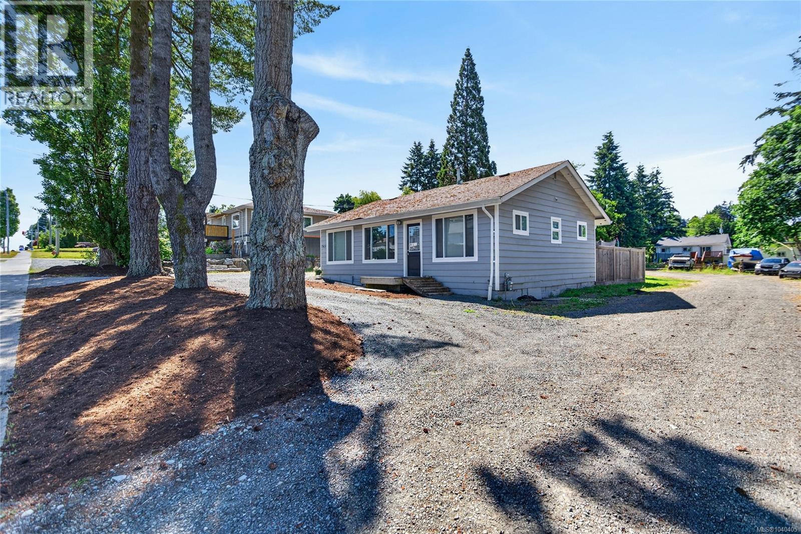 745 Evergreen Rd - 29