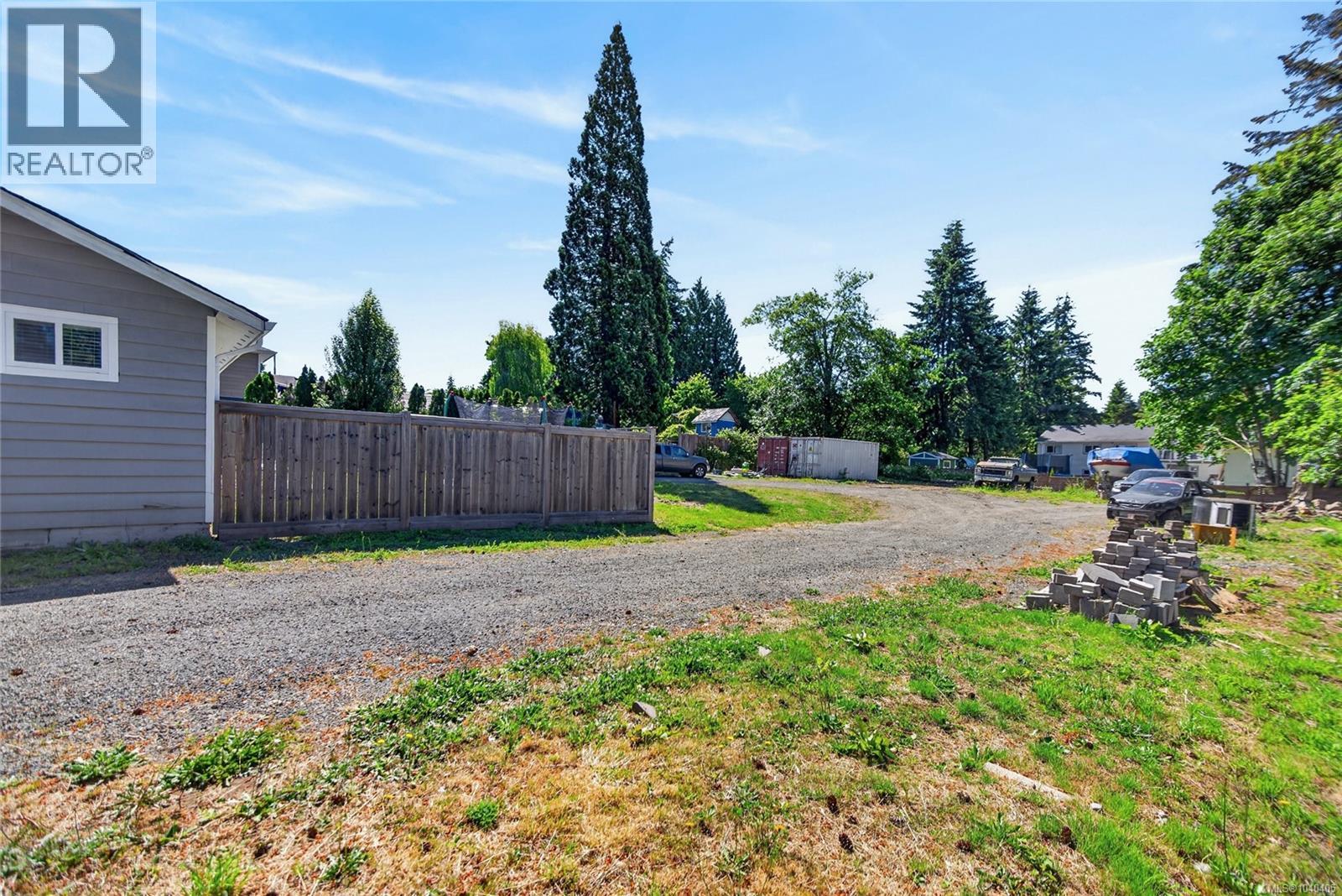 745 Evergreen Rd - 39