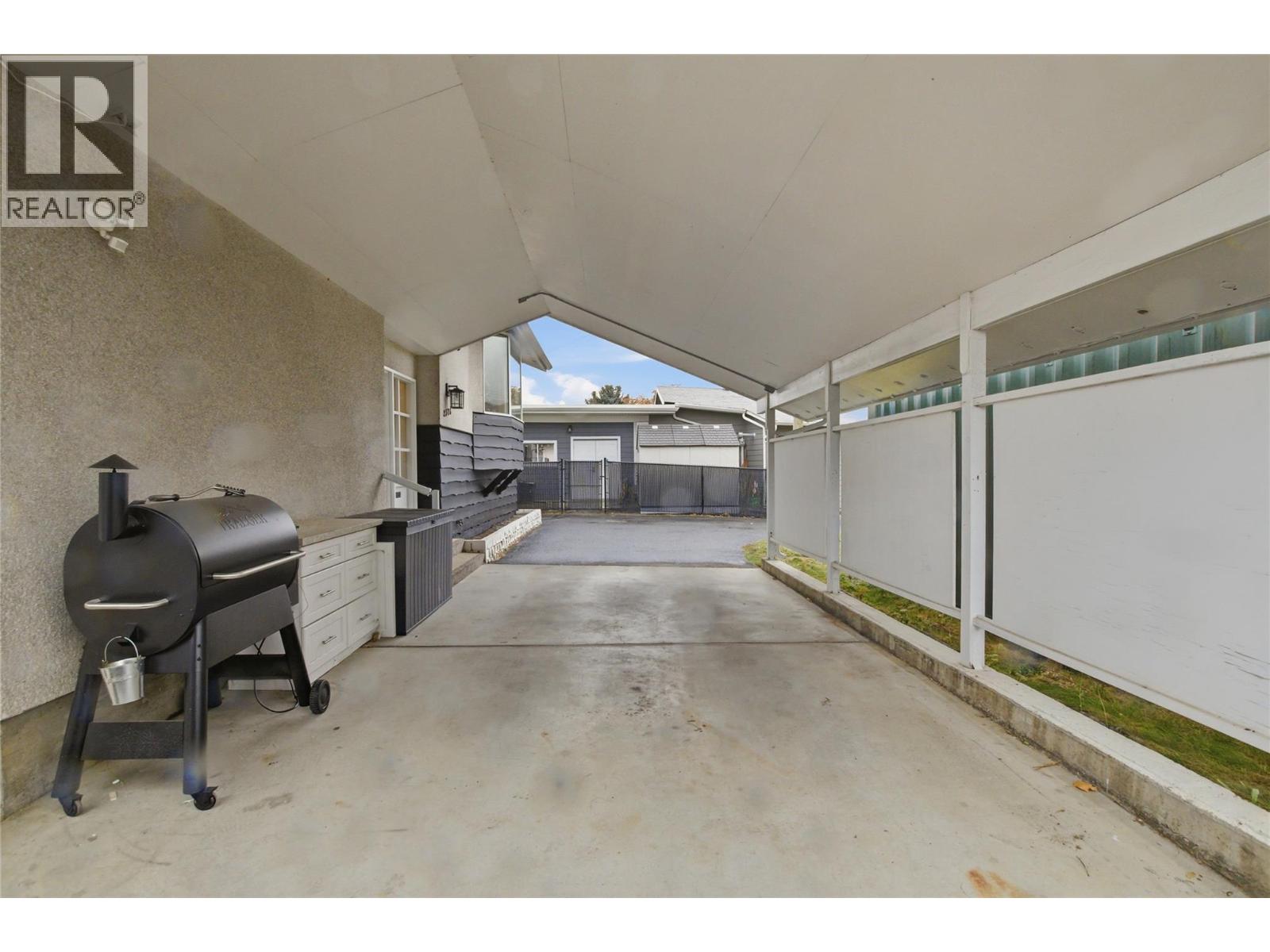 2578 Thompson Drive - 17