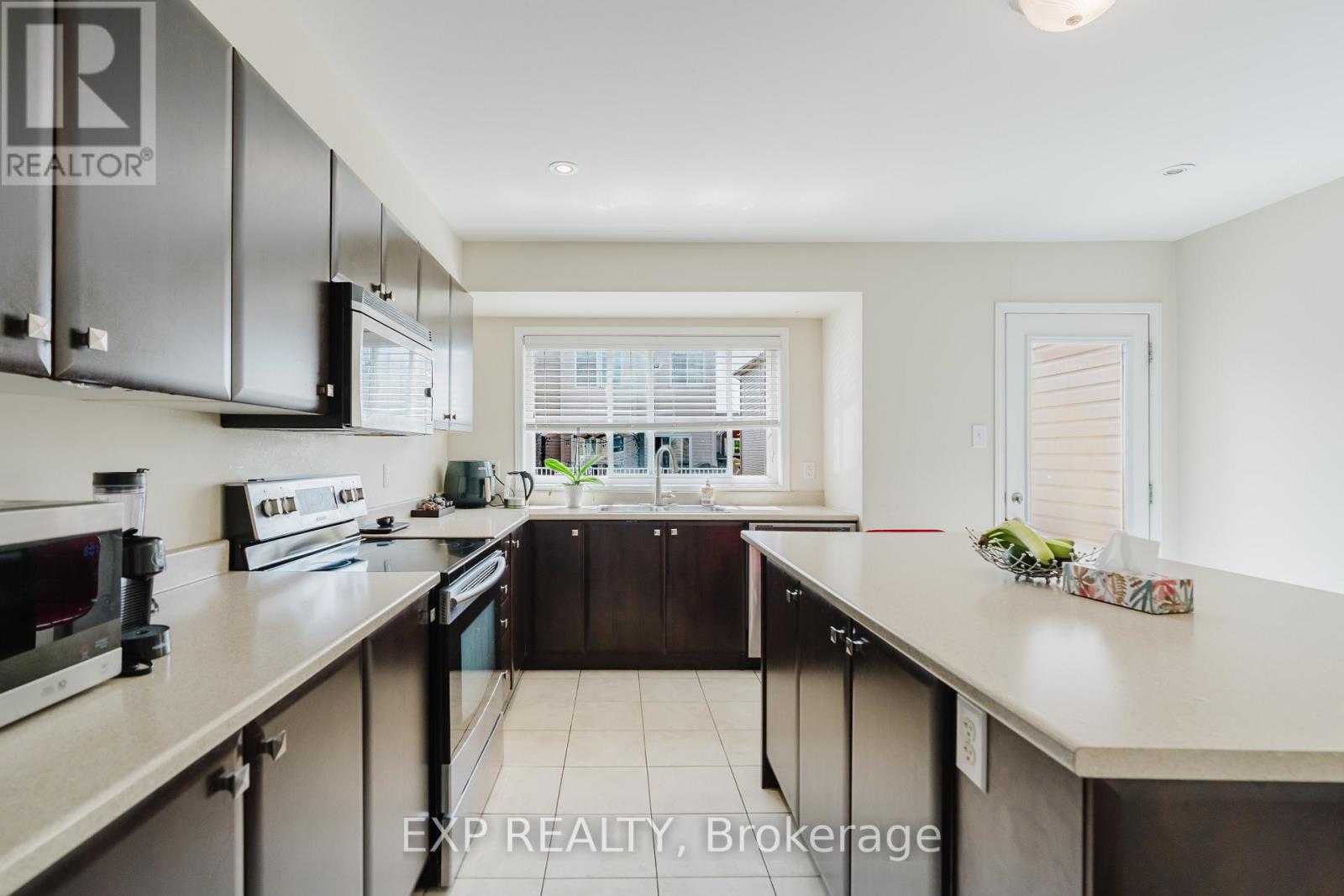 3721F RIVERBREEZE STREET - 9