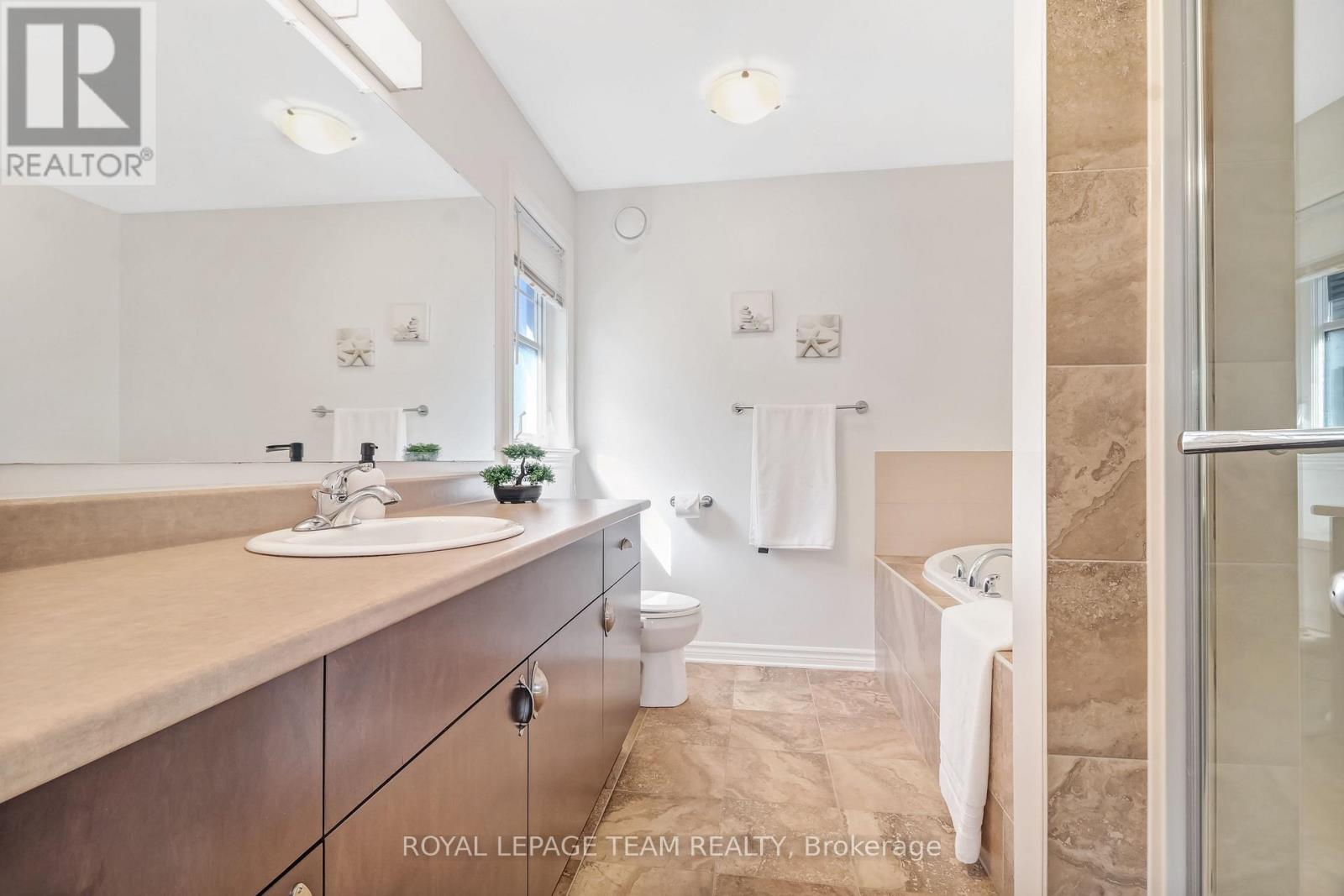 2477 REGATTA AVENUE - 14