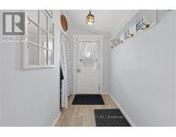 Foyer - 38 Siddall Road, Haldimand, ON N0A1K0 Photo 8