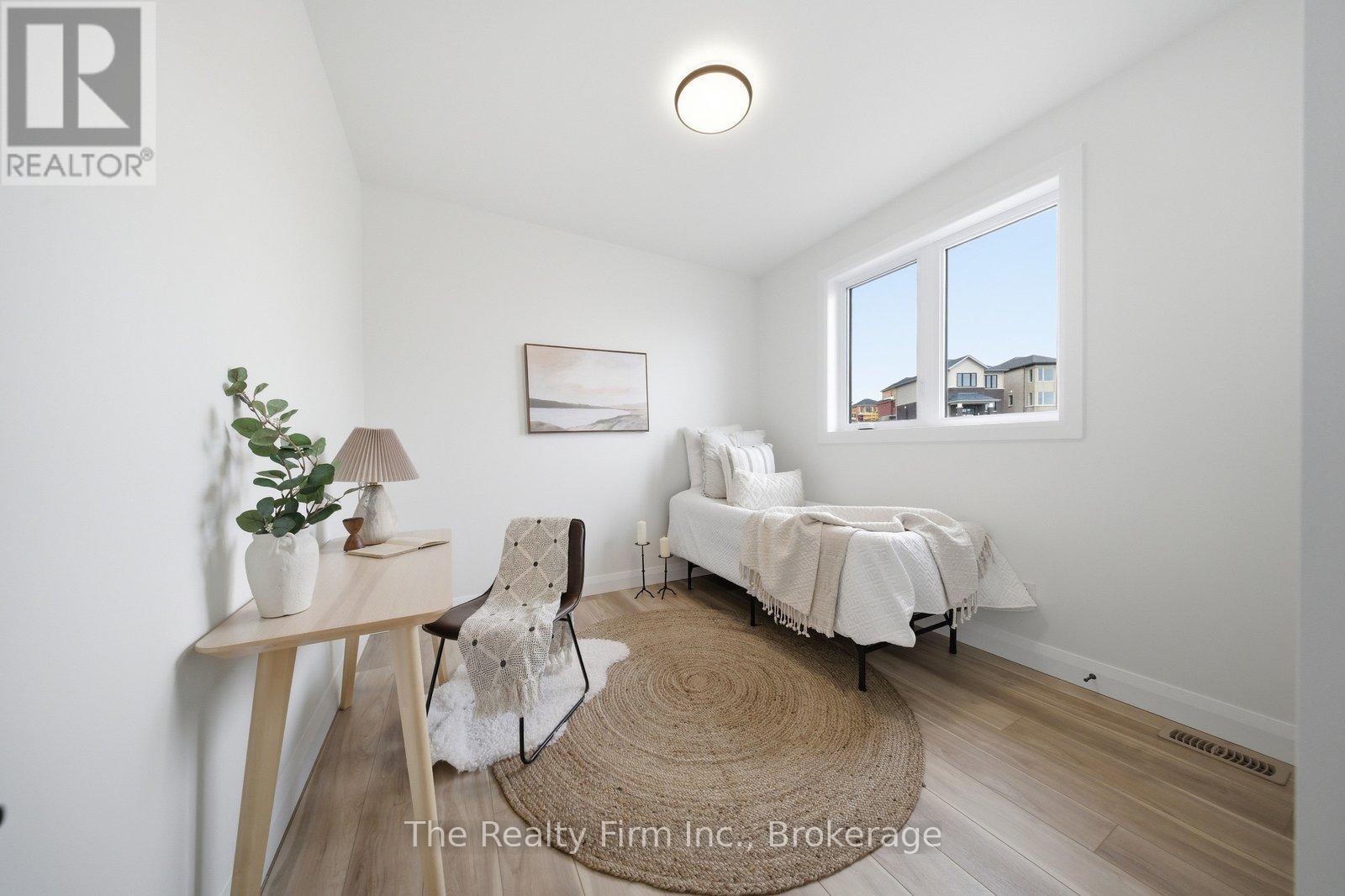 483 GILLESPIE STREET - 15