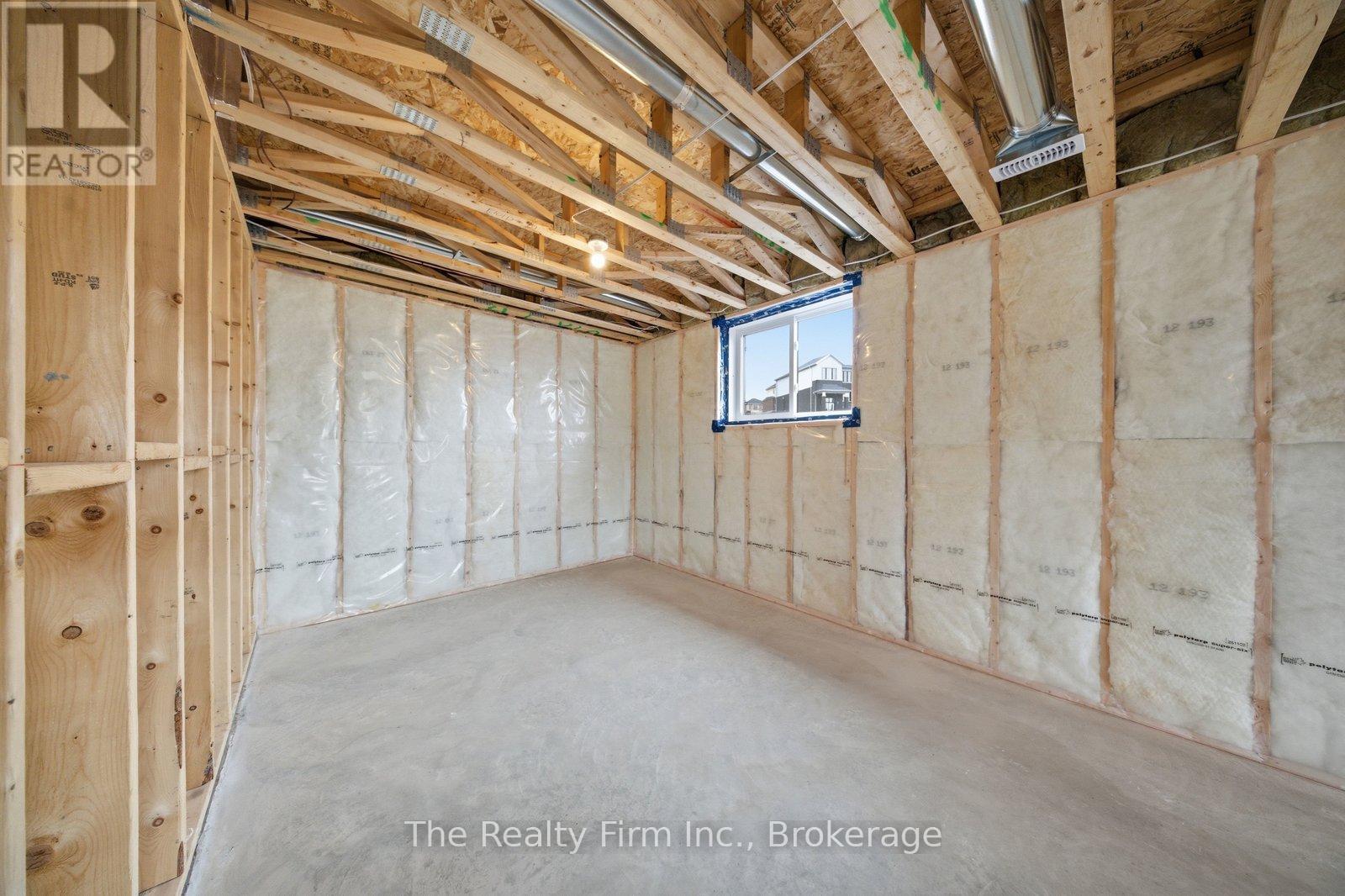 483 GILLESPIE STREET - 25