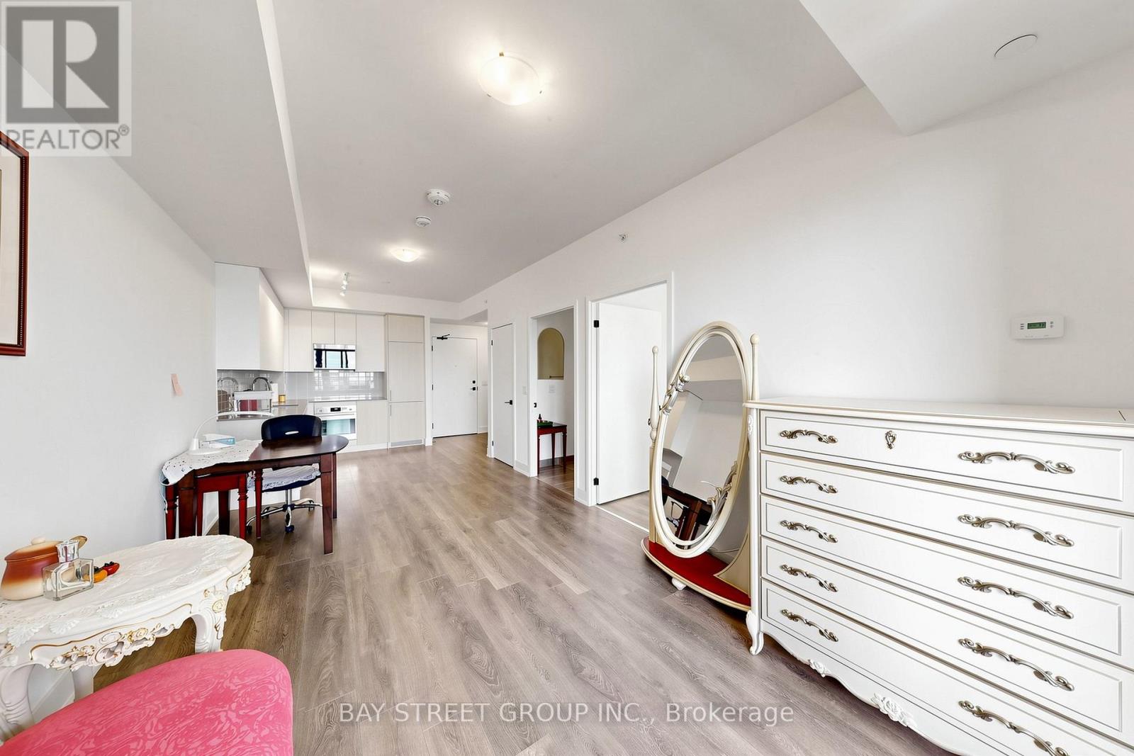 #725 2485 TAUNTON ROAD - 13