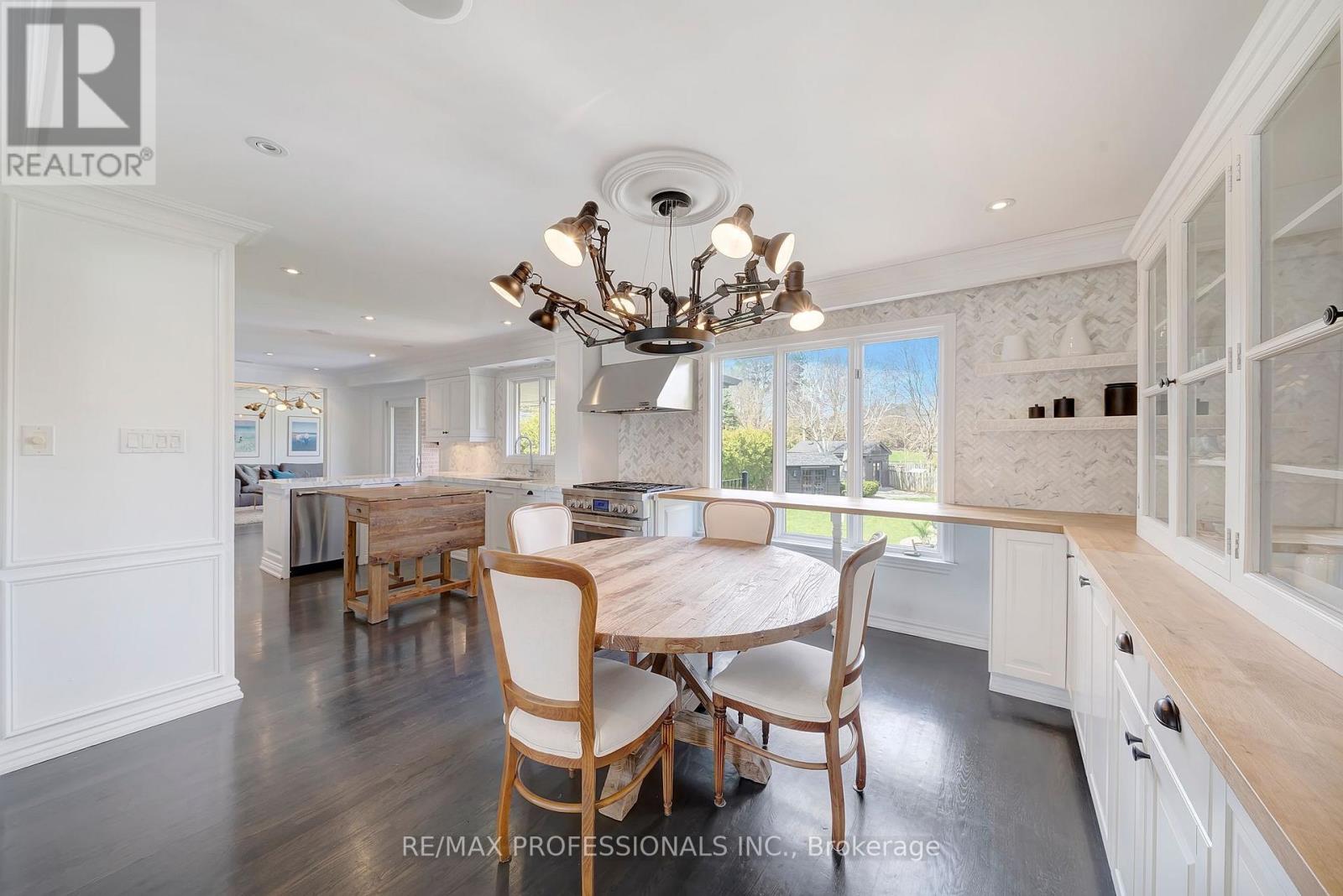 52 COURTSFIELD CRESCENT - 9
