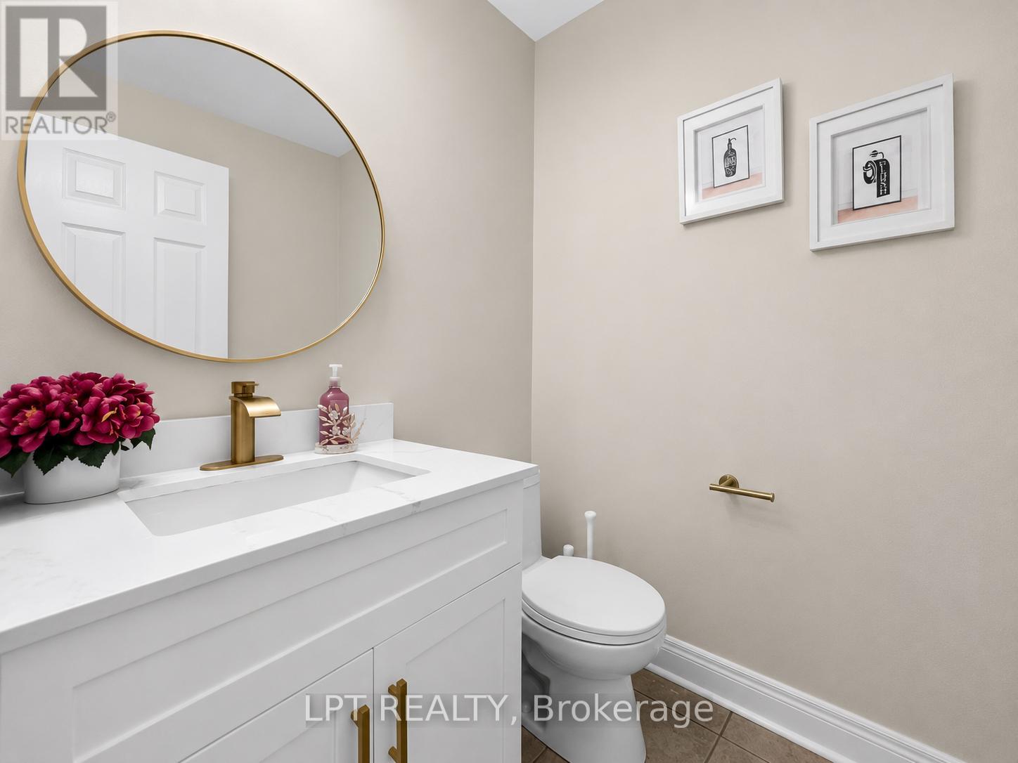 44 CEDAR LAKE CRESCENT - 10