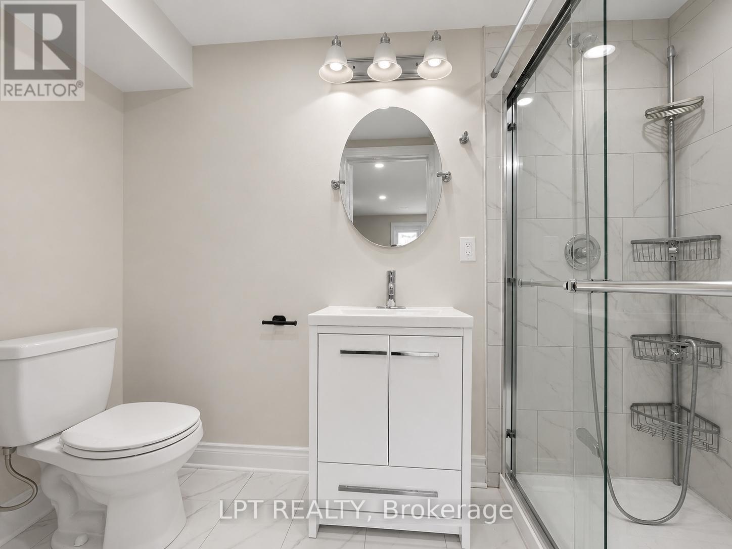 44 CEDAR LAKE CRESCENT - 27
