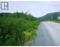 2-4 Snows Pond Road thumbnail 5