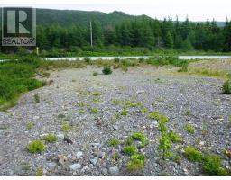 2-4 Snows Pond Road thumbnail 4