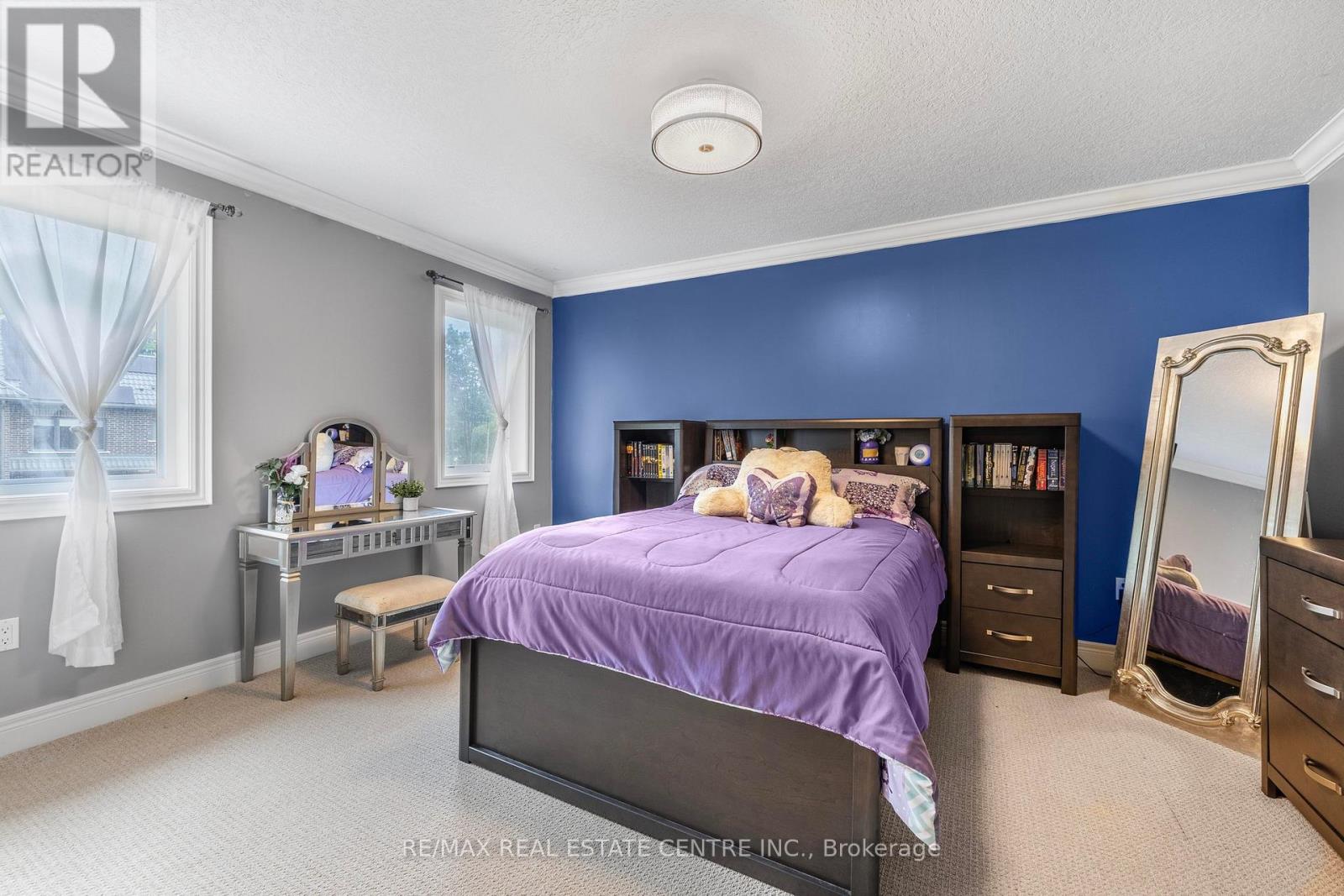 2 ASHLEA LANE - 33