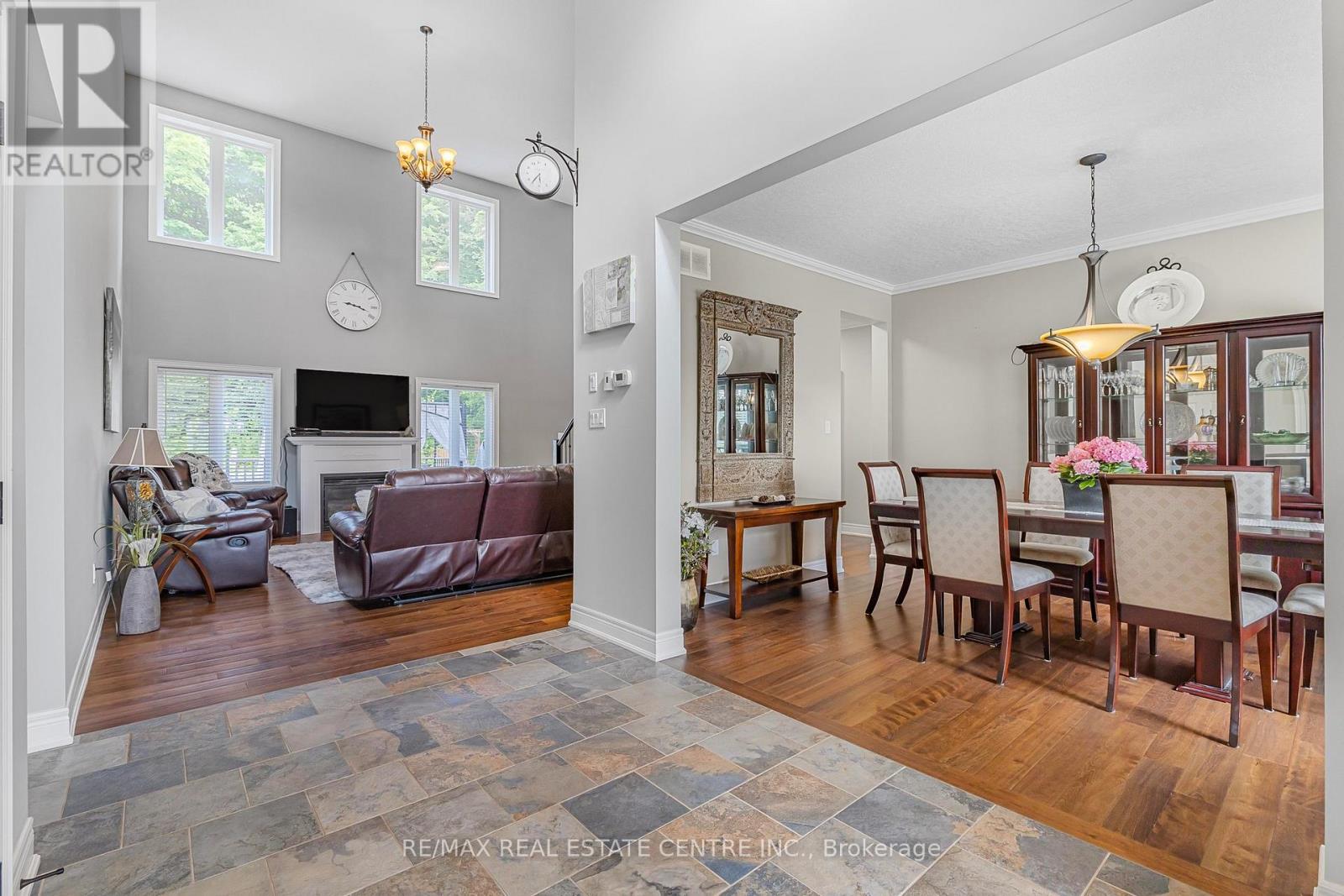 2 ASHLEA LANE - 7